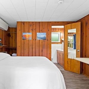 Small Single Room